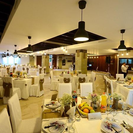 Complex Hamak Hotel Яш Екстериор снимка